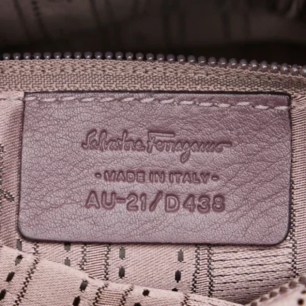 Salvatore Ferragamo Pre-owned Leather handbags Purple Dames