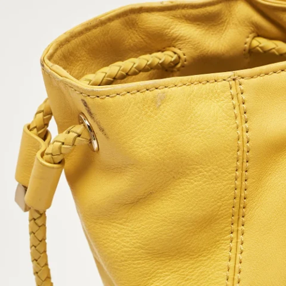 Michael Kors Pre-owned Leather shoulder-bags Yellow Dames