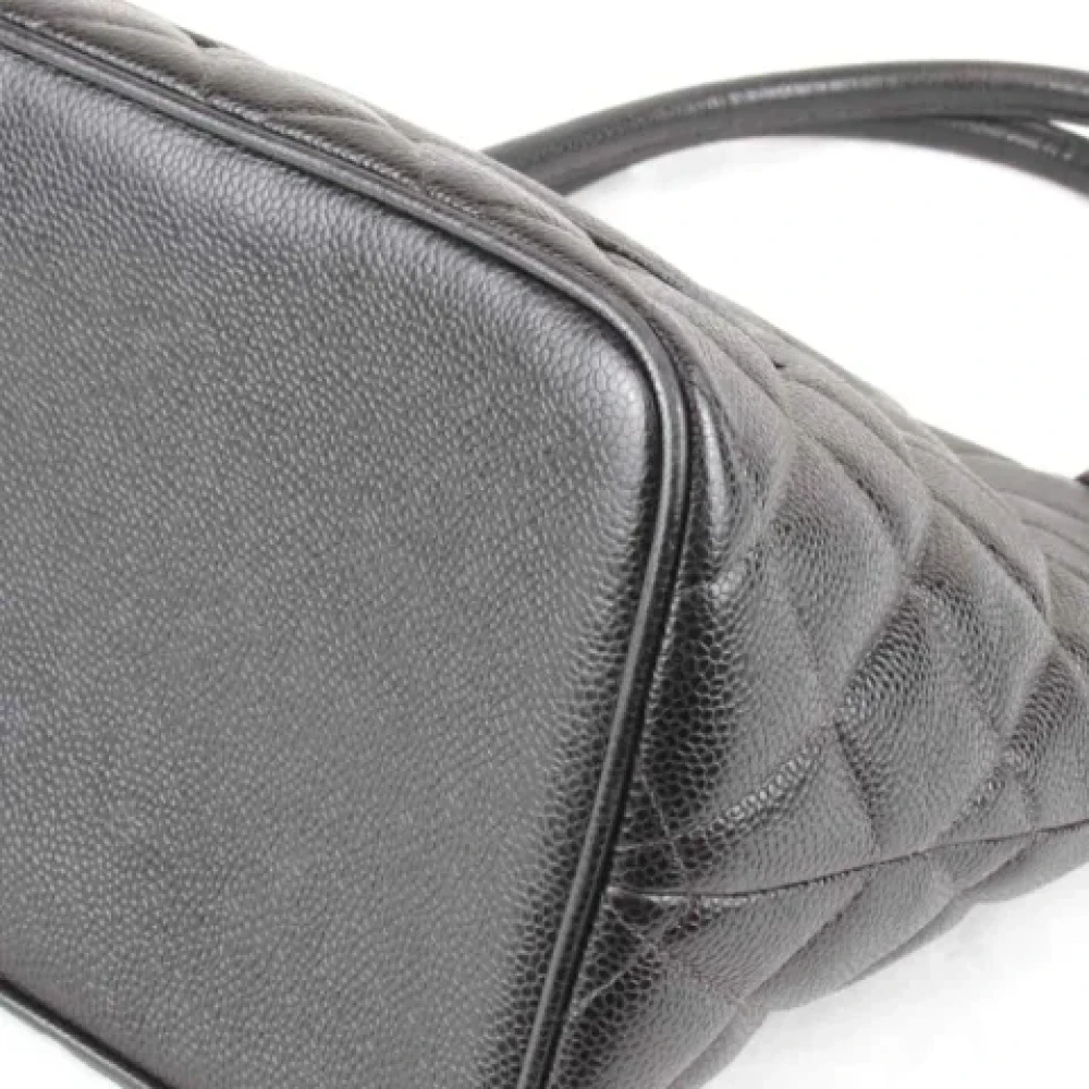 Chanel Vintage Pre-owned Leather totes Gray Dames