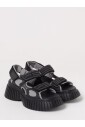 sandales-plates-confortables-multicolores
