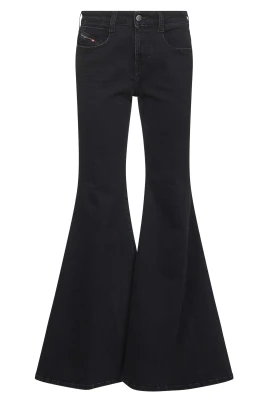 Svart Flare Slim Ben Jeans