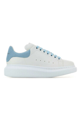 oversized-sneakers