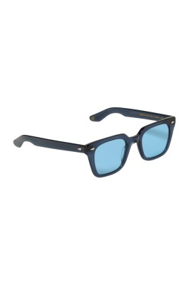 precision-crafted-stylish-eyewear-for-clear-vision
