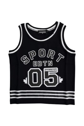 t-shirt-noir-inspire-du-basketball-pour-enfants