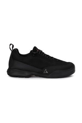 hybrid-hiking-sneakers-with-vibram-sole