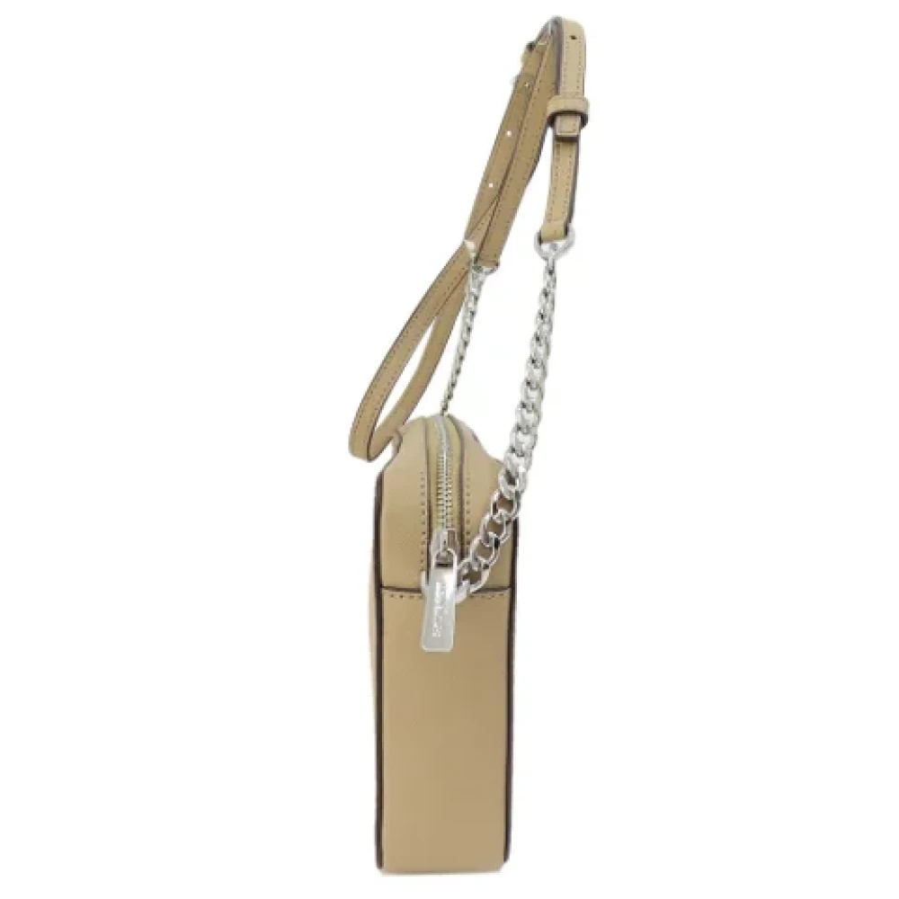 Michael Kors Pre-owned Plastic shoulder-bags Beige Dames