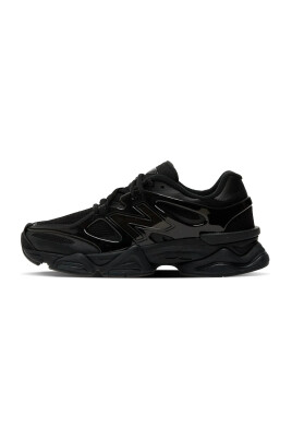 baskets-noires-futuristes