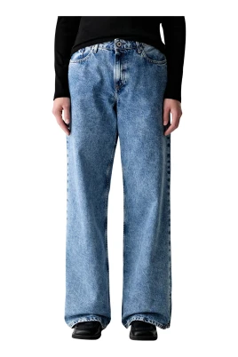 B3W10068 Relaxed Fit Jeans