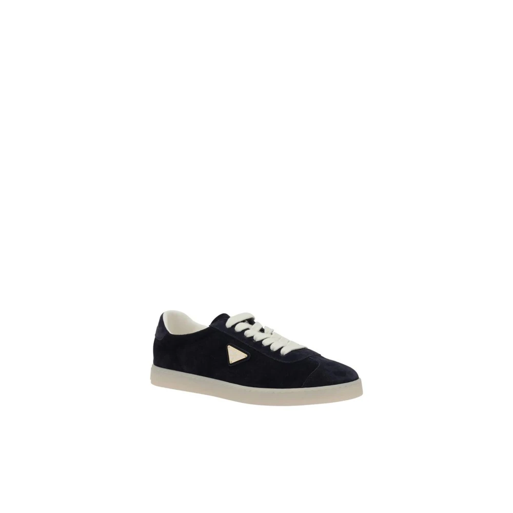 Prada Suede Low-Top Sneakers Elegant Comfort Blue Heren