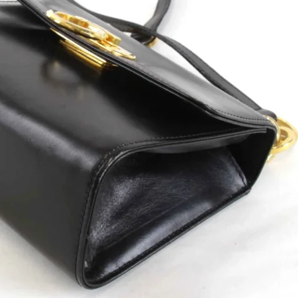 Salvatore Ferragamo Pre-owned Leather shoulder-bags Black Dames