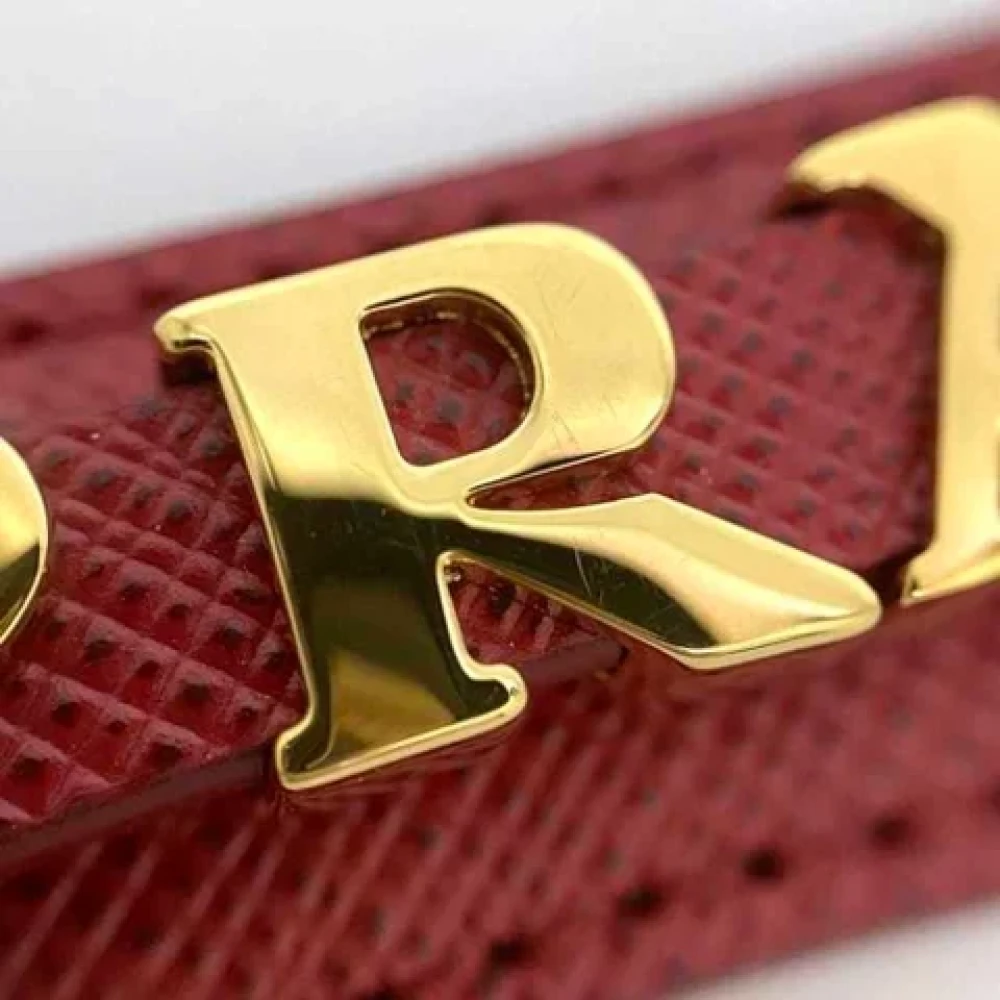 Prada Vintage Pre-owned Leather key-holders Red Dames