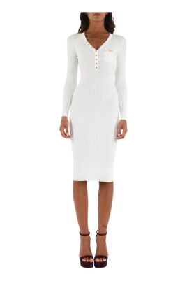 robe-midi-en-tricot-cotele-avec-col-en-v