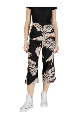 floral-wide-leg-cropped-pants