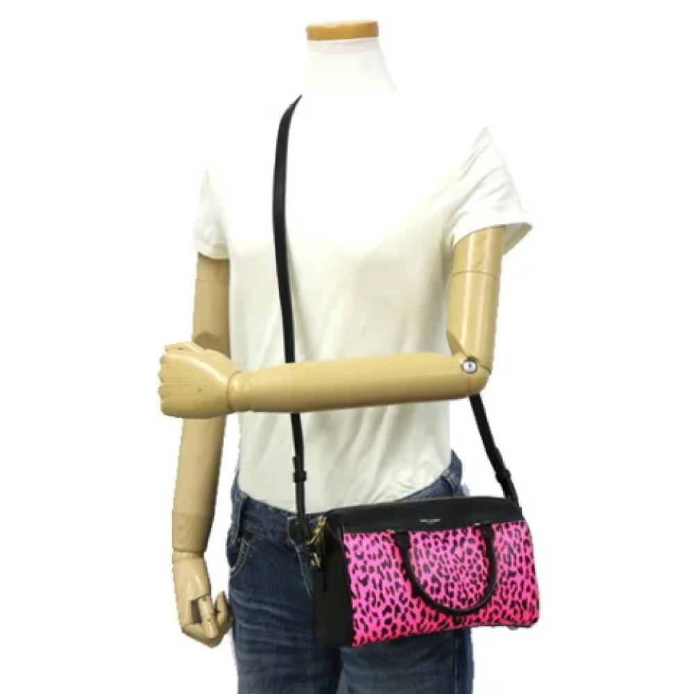 Yves Saint Laurent Vintage Pre-owned Fabric shoulder-bags Pink Dames