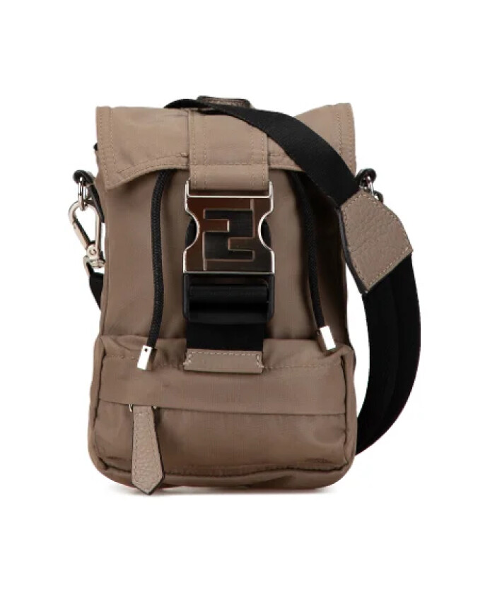 pre-owned-nylon-sacs-dos
