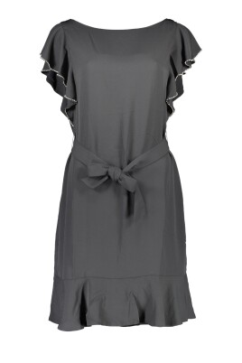 short-black-dress-with-short-sleeves
