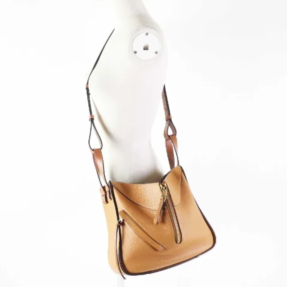 Loewe Pre-owned Leather handbags Brown Dames