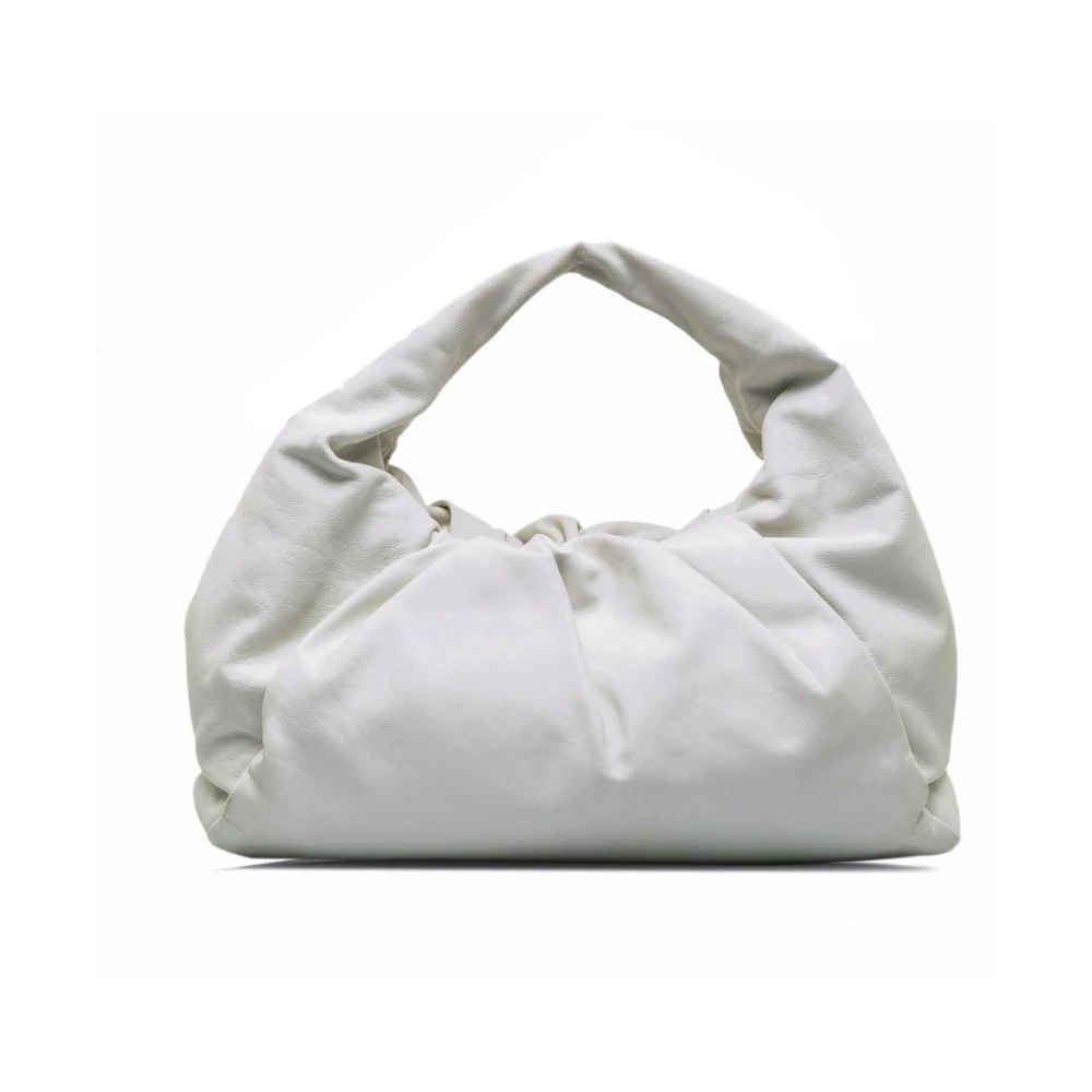 Bottega Veneta Vintage Women's White Pre-Owned The Pouch Shoulder Bag