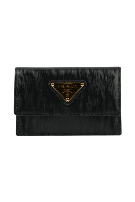 leather-card-holder-with-logo-plaque
