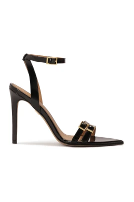 Lackerade sandaler med smala remmar