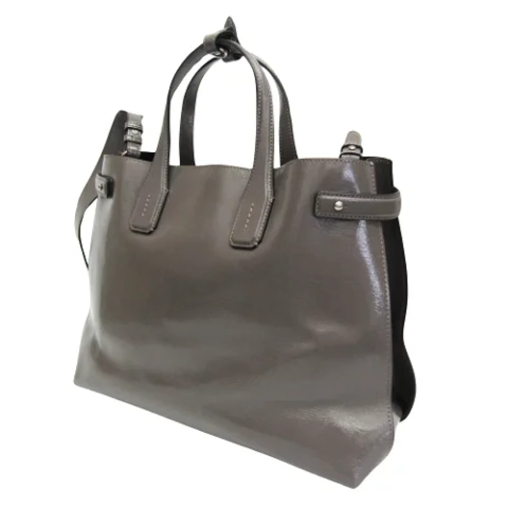 Burberry Vintage Pre-owned Leather shoulder-bags Gray Dames