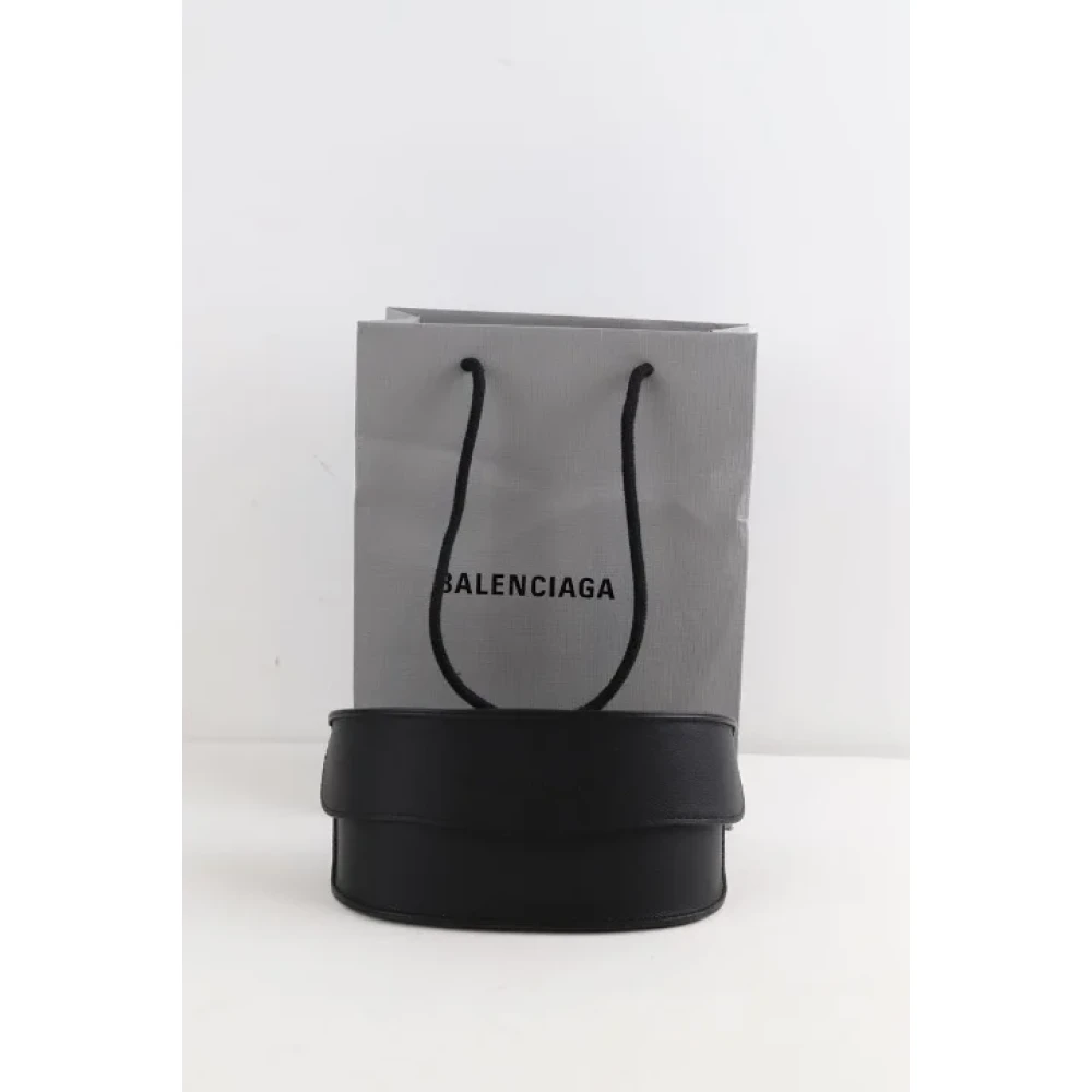 Balenciaga Vintage Pre-owned Plastic sunglasses Black Dames
