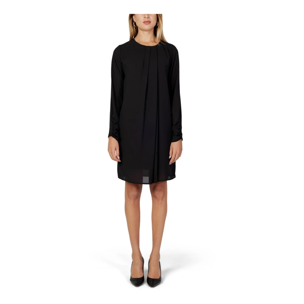 Sandro Ferrone Zwarte Jurk met Clip Sluiting Herfst Winter Black Dames