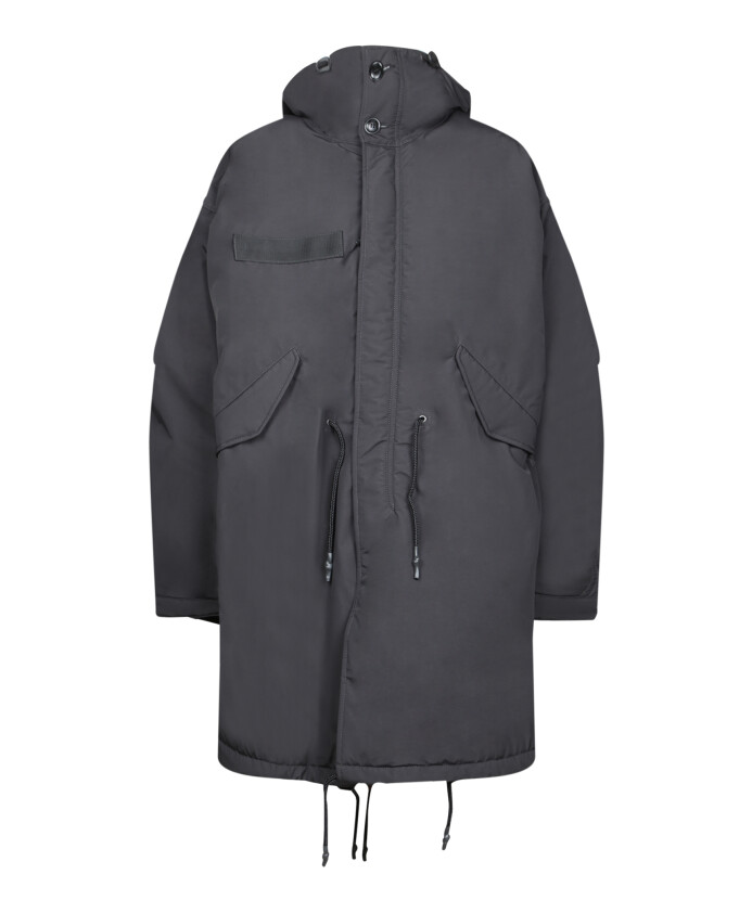 veste-noire-a-capuche-urbaine