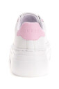 baskets-blanches-pour-femme-moderne