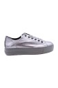 leo-sneaker
