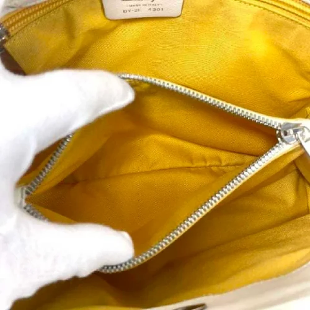Salvatore Ferragamo Pre-owned Fabric totes Beige Dames