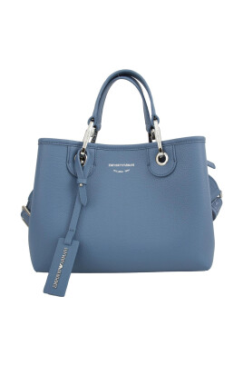 blue-shopping-bag-stylish-model