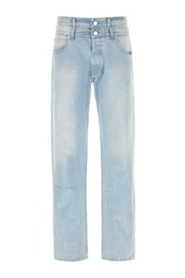 light-blue-denim-jeans-classic-fit