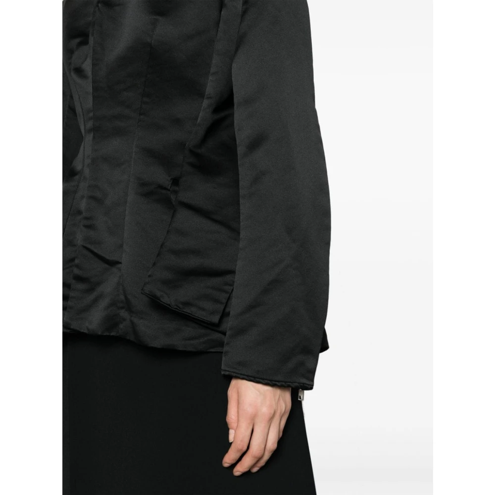 Comme des Garçons Zwarte Technische Satijnen Enkelsluitende Jas Black Dames