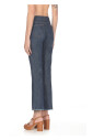 pantalon-bleu-en-coton-avec-passants-de-ceinture