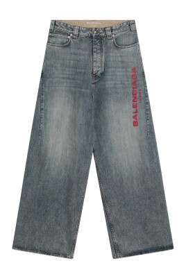 regular-fit-denim-jeans