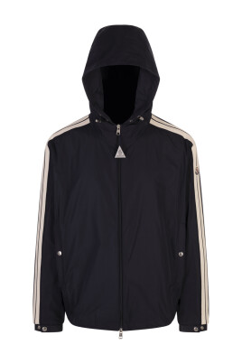 manteau-en-polyester-bleu