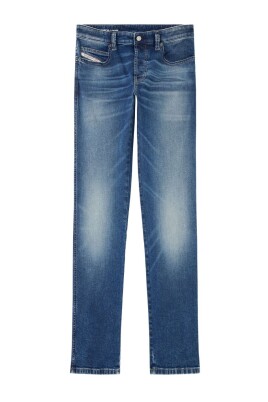 blue-jeans-for-men-casual-wear