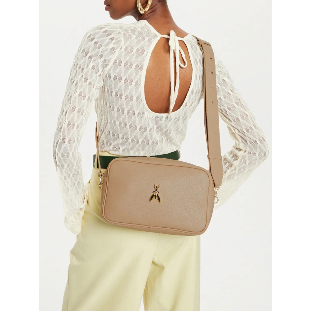PATRIZIA PEPE Beige Schoudertas met Fly-detail Beige Dames
