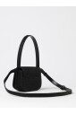 pochette-en-cuir