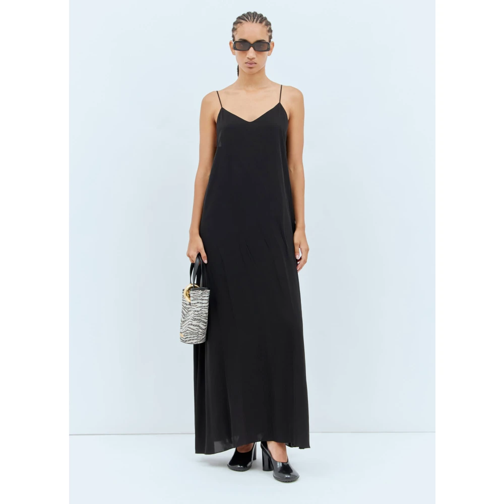 The Row Vloeibare Weefsel V-Hals Maxi Jurk Black Dames
