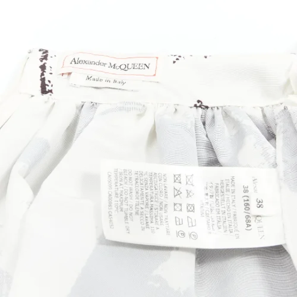 Alexander McQueen Pre-owned Polyester bottoms Black Dames
