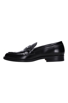 chaussures-plates-noires