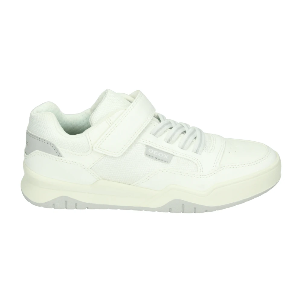 Geox Witte Meisjes Lage Schoenen met Uitneembaar Voetbed Dames Schoenen Beige