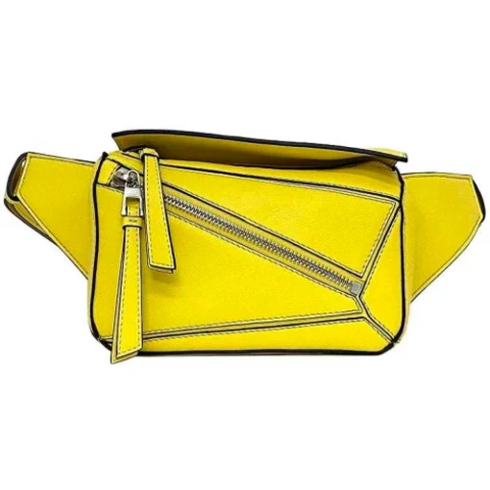 Loewe Pre-owned Fabric pouches Yellow Dames