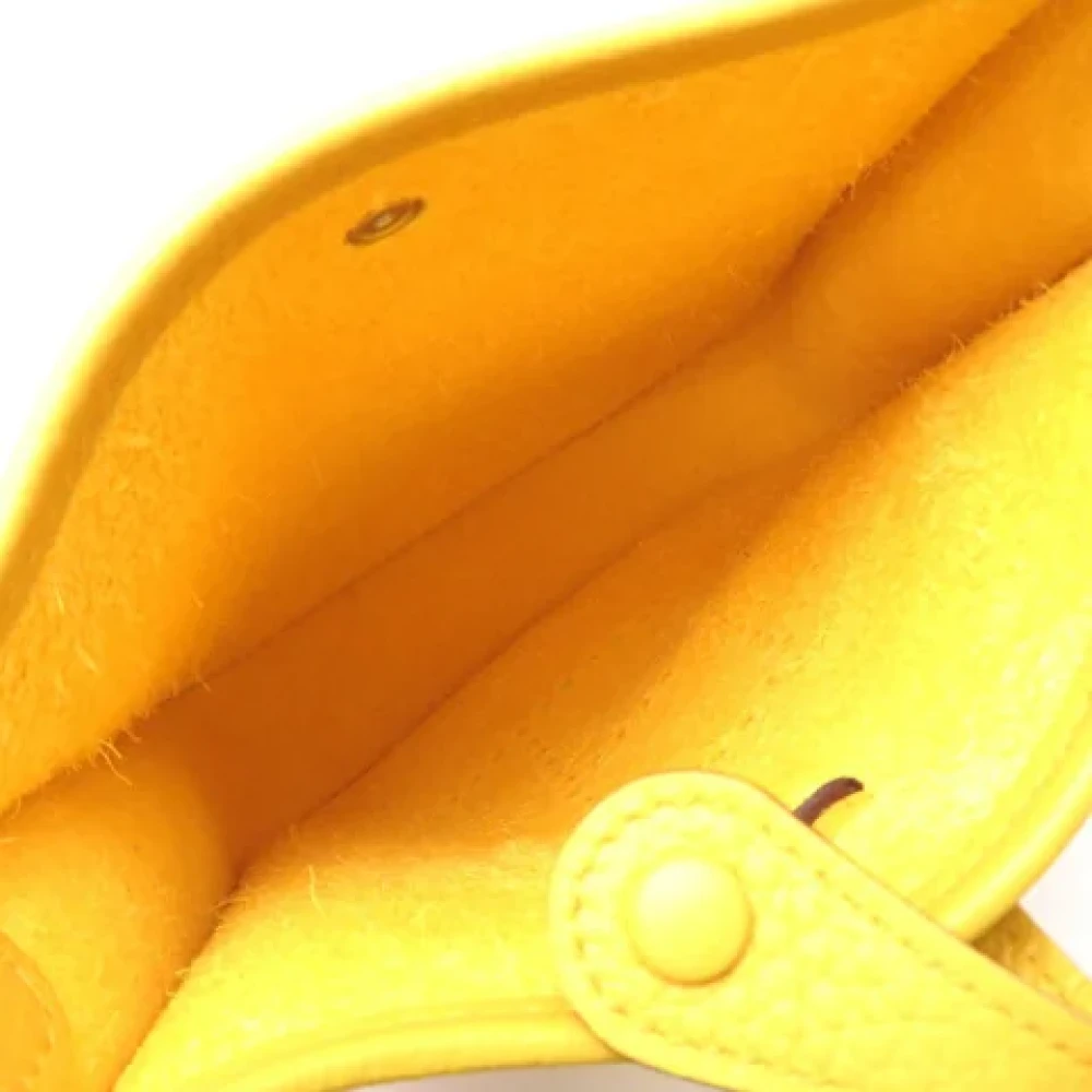 Hermès Vintage Pre-owned Leather shoulder-bags Yellow Dames