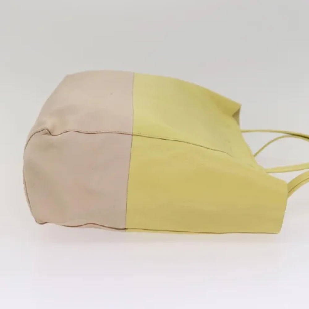 Celine Vintage Pre-owned Leather totes Yellow Dames