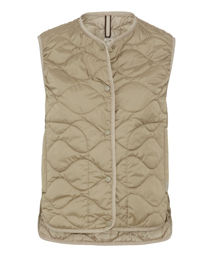 gerecycled-polyester-puffer-vest