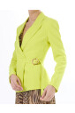 veste-structuree-vert-acide-avec-detail-serpent