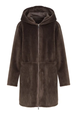 Reversibel fuskpälsrock med brodyr